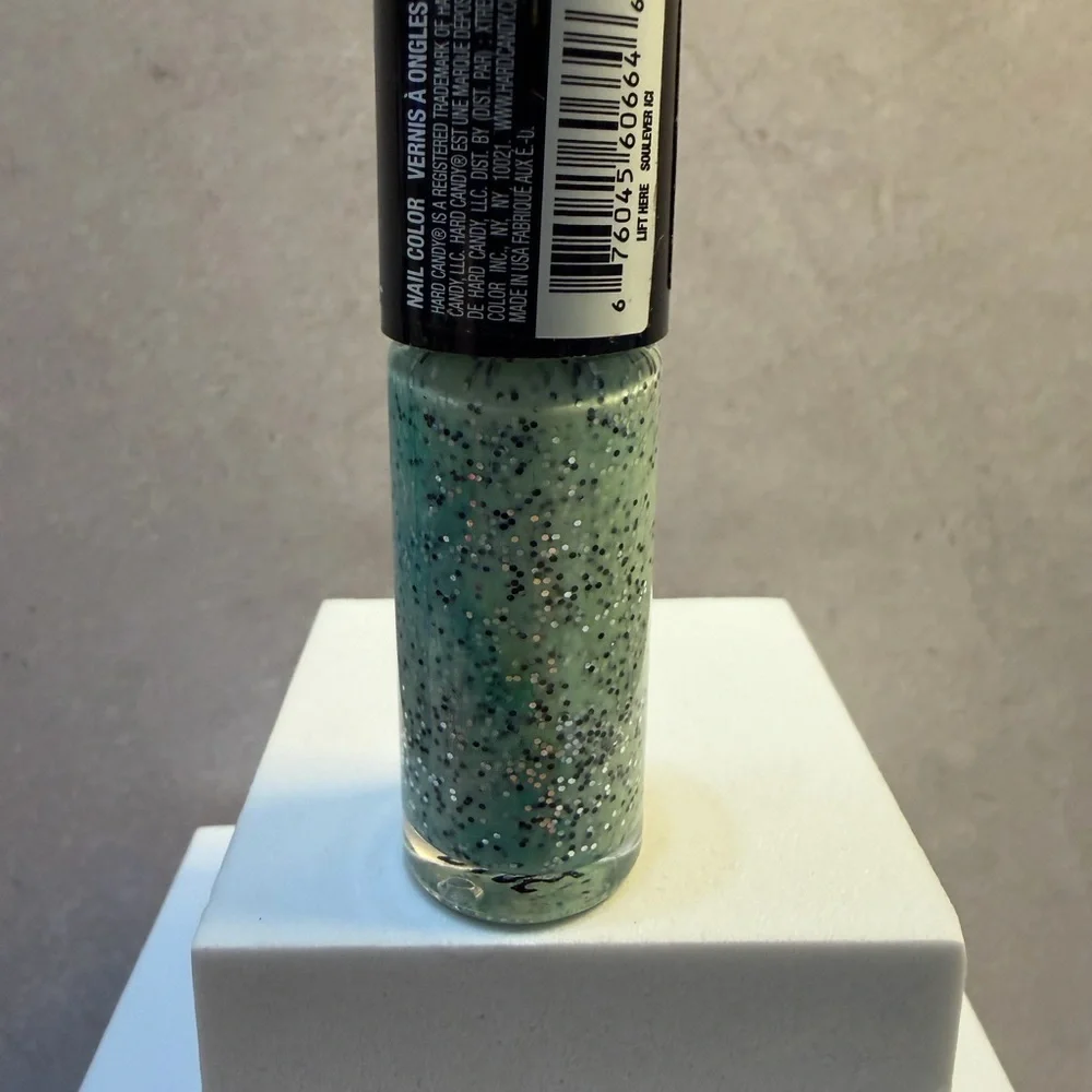 🩷5/$10 Hard Candy Mint Sparkle Nail Lacquer